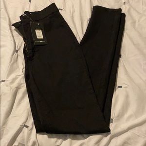 Women’s black skinny jeans